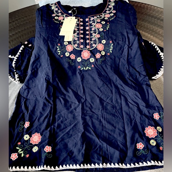 ASHIR ALEY- bohemian style top - Picture 5 of 7